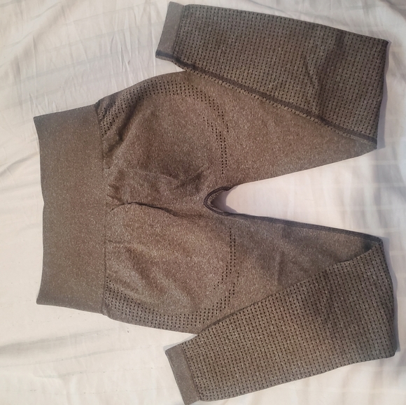 Gymshark Leggings Bundle - Picture 3 of 9